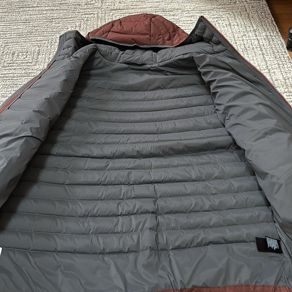 Men’s north face jacket - Picture 4 of 7
